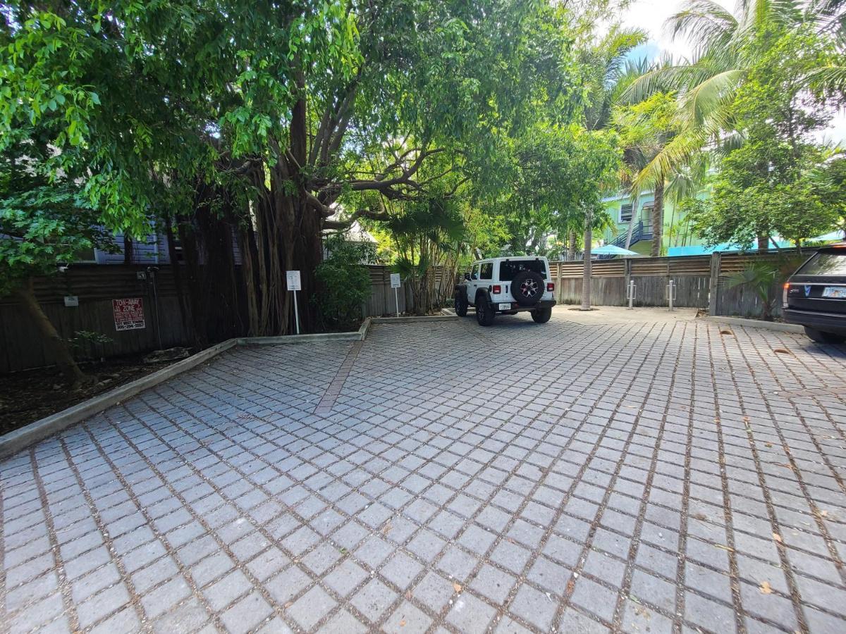 Duval Street Suite W Parking And Pool Key West Dış mekan fotoğraf